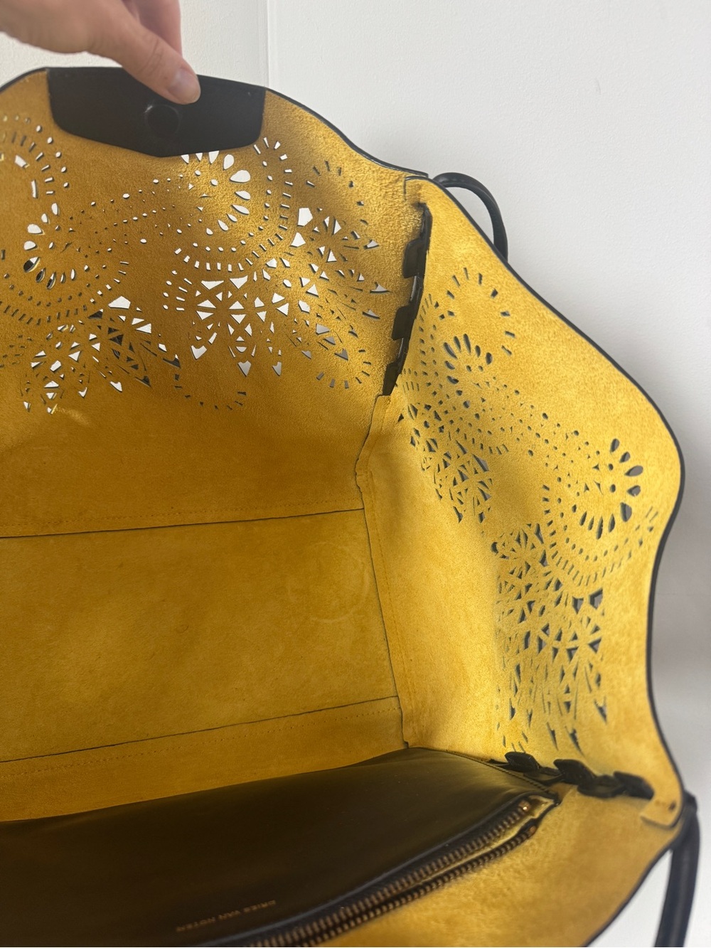 Dries Van Noten Lasercut Large Leather Tote - Picture 7 of 12